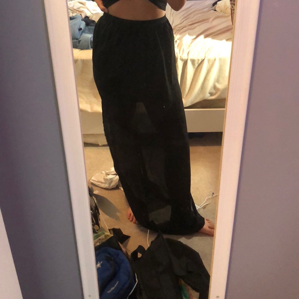 Black skirt